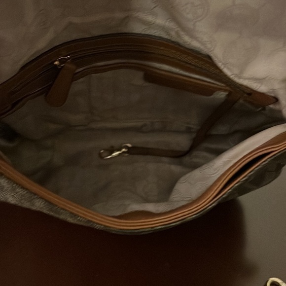 MK - Picture 12 of 14